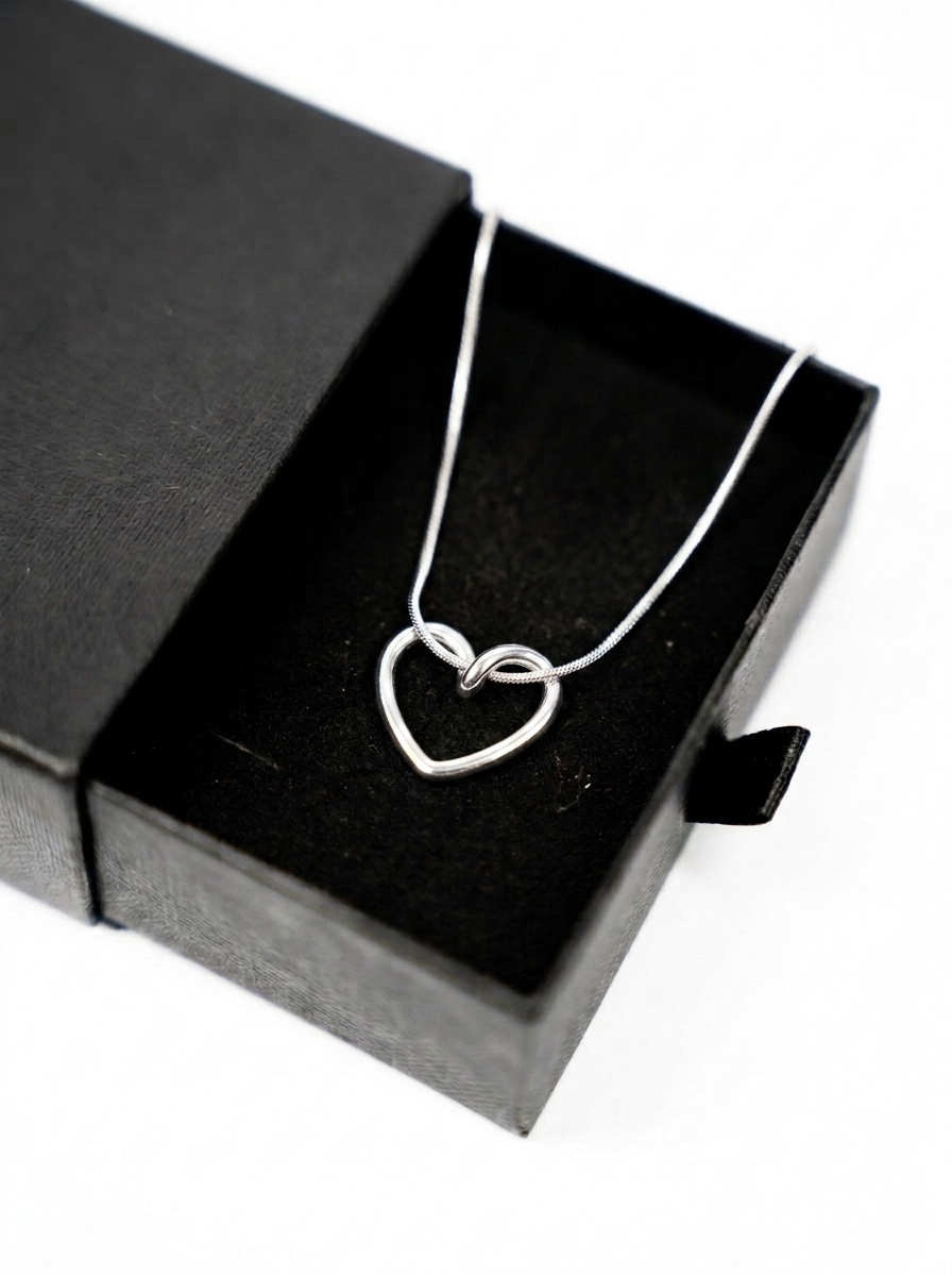 heart necklace